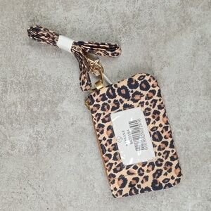 Styliné Leopard Print Zip ID + Lanyard